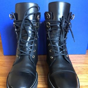 NIB Stuart Weitzman Lexy Combat Boot sz: 37 / 7